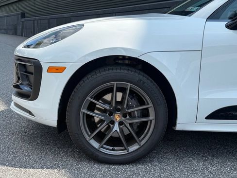 Certified 2026 Porsche Macan Turbo AWD/4WD image 14
