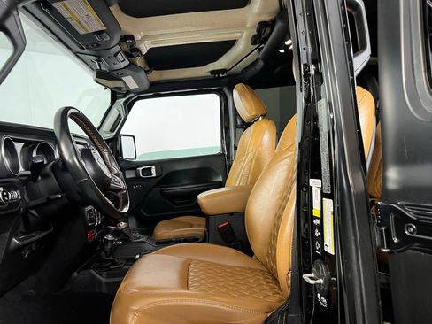 Used 2021 Jeep Gladiator Mojave image 17