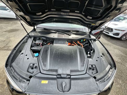 Used 2024 Audi Q8 e-tron Premium Plus image 27