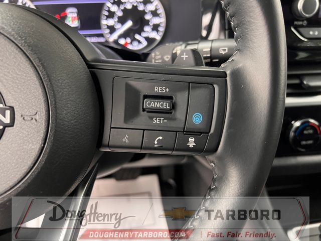 Used 2025 Nissan Pathfinder SV FWD image 55