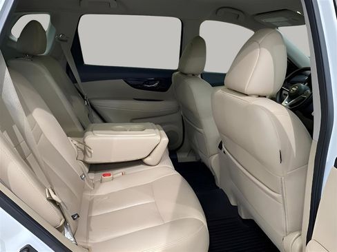 Used 2018 Nissan Rogue SL image 7