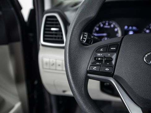 Used 2019 Hyundai Tucson Sport FWD image 44