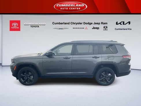 Used 2023 Jeep Grand Cherokee L Limited w/ Luxury Tech Group II image 5