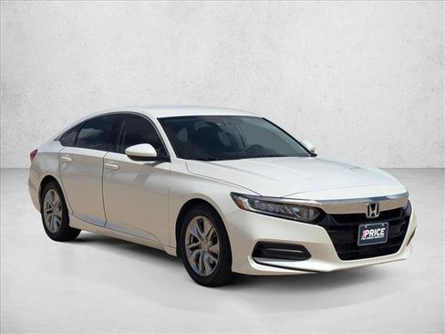 Used 2018 Honda Accord LX image 3