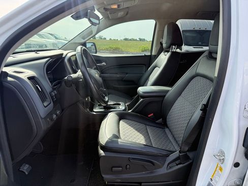 Used 2017 Chevrolet Colorado Z71 image 5