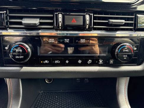 Used 2024 Nissan Pathfinder Rock Creek AWD/4WD image 24