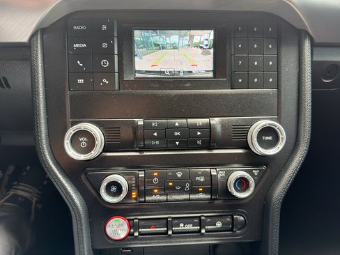 Used 2023 Ford Mustang GT RWD image 17