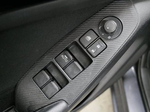 Used 2014 MAZDA MAZDA3 i Touring FWD image 13