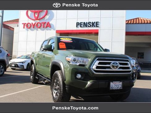 Certified 2021 Toyota Tacoma SR5 w/ Technology Package RWD image 1