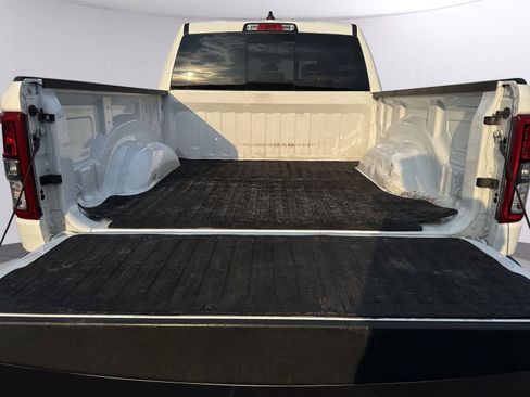 Used 2023 RAM 1500 Big Horn AWD/4WD image 34