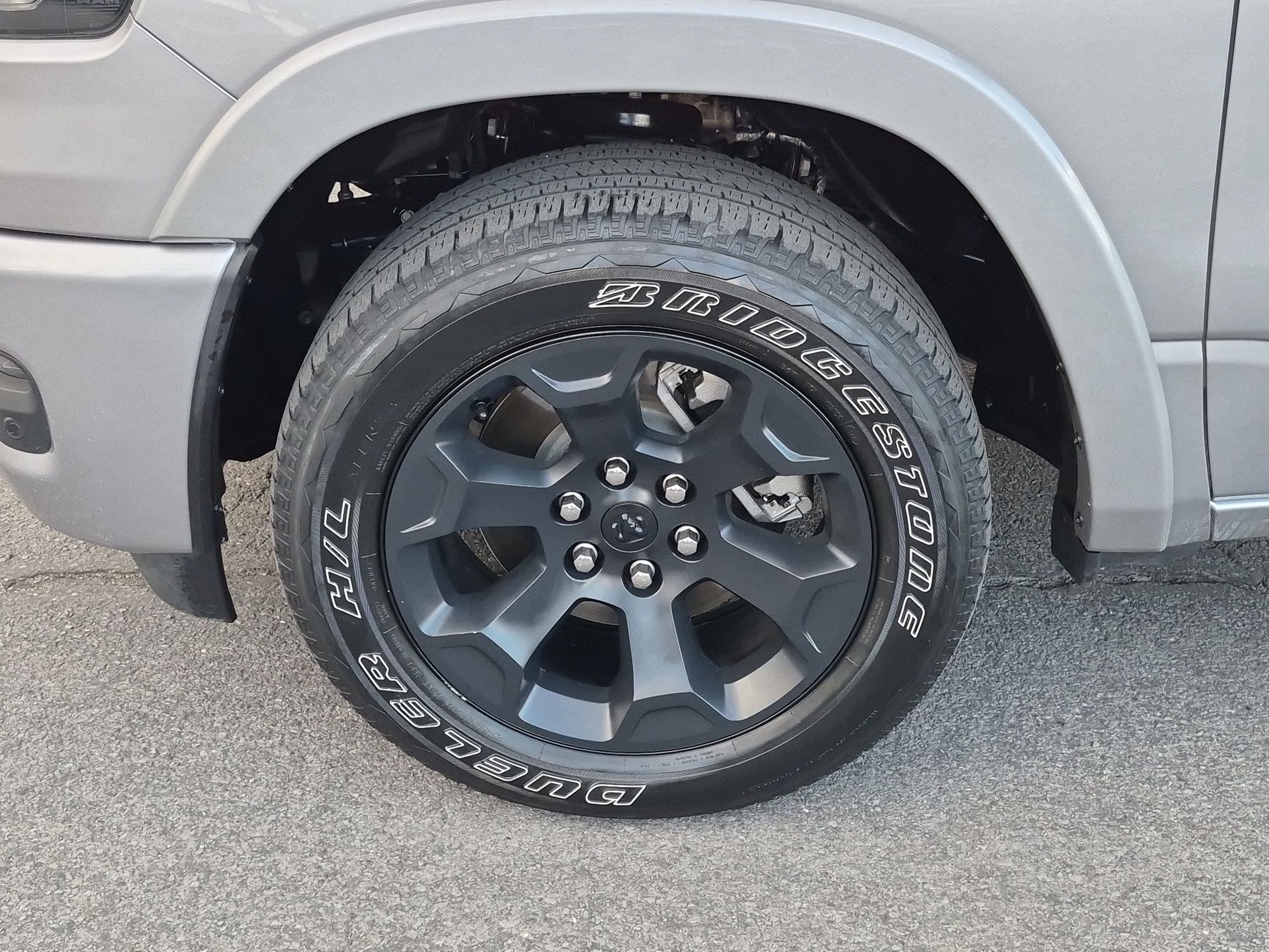 Used 2025 RAM 1500 Big Horn AWD/4WD image 11