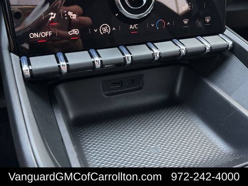 New 2027 GMC Terrain Elevation w/ Technology Package II FWD image 17