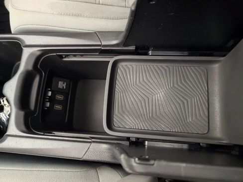 Used 2019 Honda CR-V EX image 45