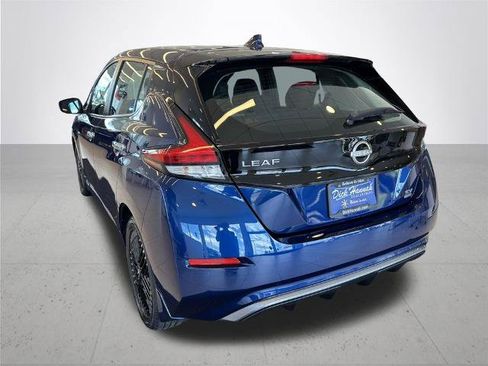 Certified 2024 Nissan Leaf SV Plus FWD image 11