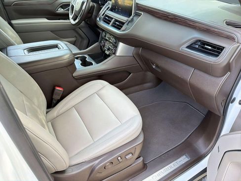 Used 2023 Chevrolet Tahoe Z71 w/ Luxury Package image 30