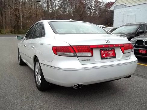 Used 2008 Hyundai Azera Limited image 3