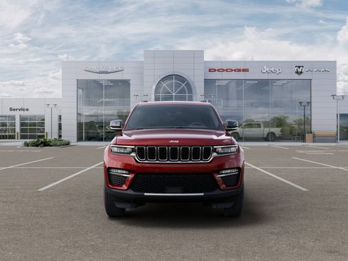 New 2025 Jeep Grand Cherokee Limited image 7