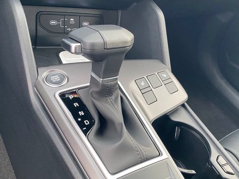 New 2026 Kia Sportage EX FWD image 18