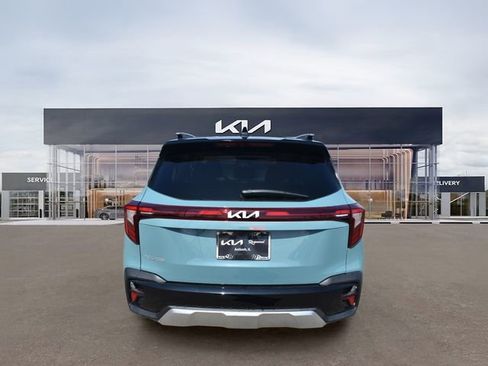 New 2026 Kia Seltos S FWD image 5