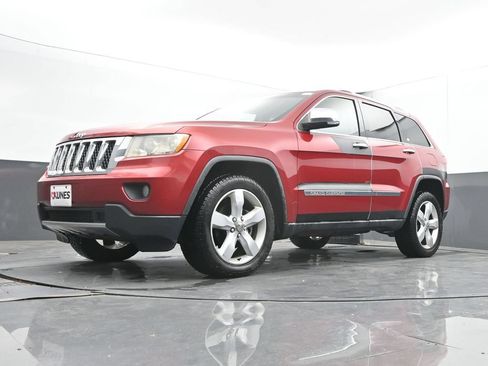 Used 2011 Jeep Grand Cherokee Overland AWD/4WD image 54