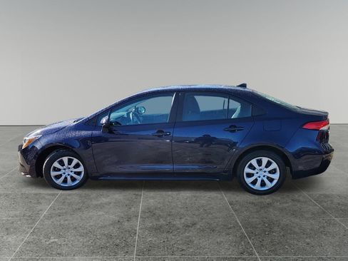 Certified 2022 Toyota Corolla LE image 4
