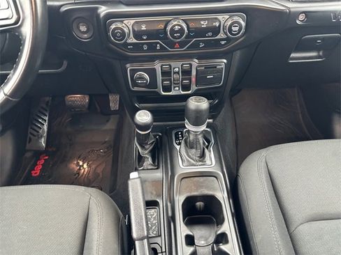 Used 2020 Jeep Wrangler Unlimited Sport S image 11