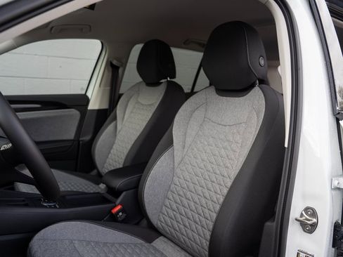 New 2026 Volkswagen Tiguan S image 8