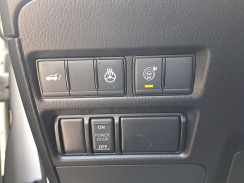 Used 2023 Nissan Armada SL w/ Captain's Chairs Package RWD image 29