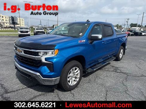 Used 2022 Chevrolet Silverado 1500 LT AWD/4WD image 7