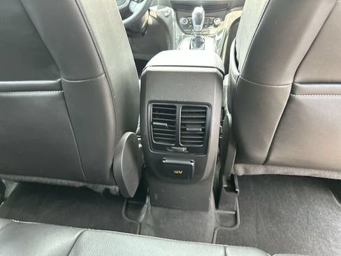 Used 2014 Ford Escape Titanium FWD image 24