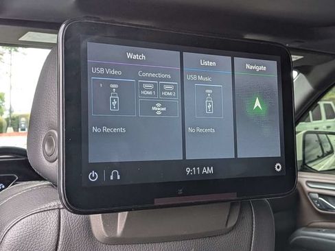 Used 2021 GMC Yukon Denali w/ Denali Premium Package RWD image 14