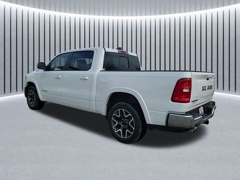 Used 2025 RAM 1500 Laramie AWD/4WD image 5