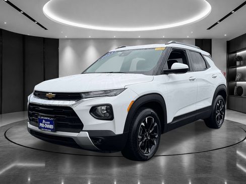 Certified 2023 Chevrolet TrailBlazer LT FWD image 1