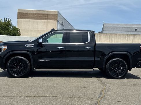 Used 2020 GMC Sierra 1500 Denali w/ Denali Ultimate Package AWD/4WD image 9