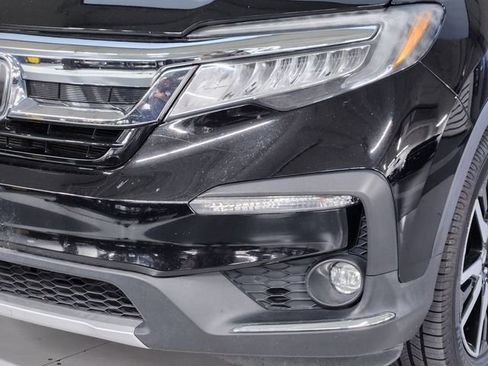 Used 2019 Honda Pilot Touring image 12
