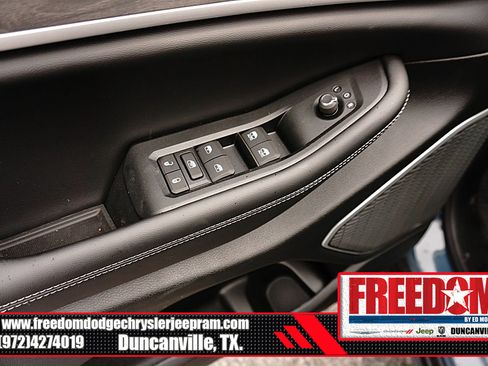 New 2026 Jeep Grand Cherokee Limited w/ Limited Altitude Package RWD image 39