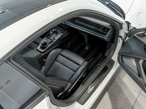 Certified 2026 Porsche 911 Carrera GTS RWD image 24