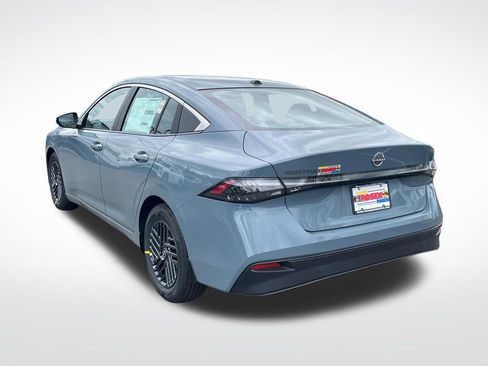 New 2026 Nissan Sentra SV w/ Floor Mat Package FWD image 3