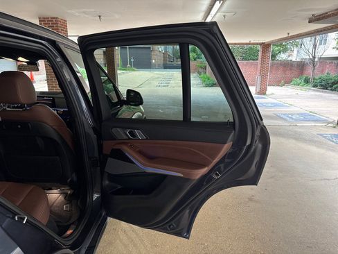 Used 2021 BMW X5 xDrive40i w/ Premium Package AWD/4WD image 15