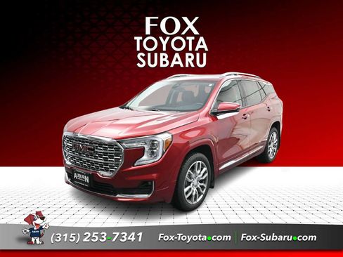 Used 2023 GMC Terrain Denali AWD/4WD image 1