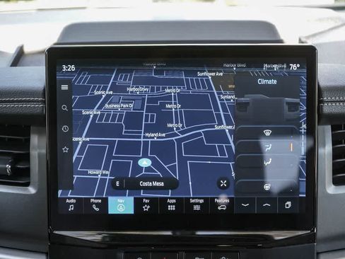 Used 2024 Ford Expedition XLT AWD/4WD image 13