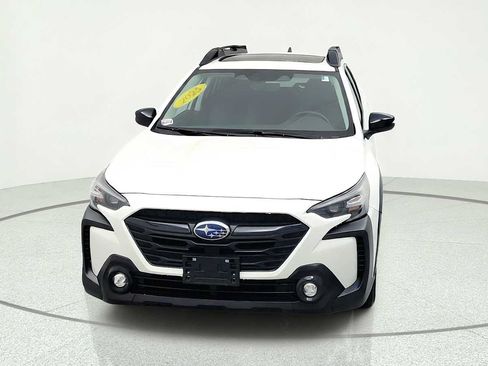 Certified 2025 Subaru Outback Onyx Edition AWD/4WD image 3