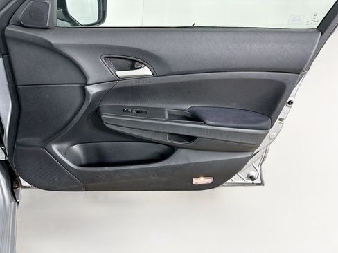 Used 2012 Honda Accord LX image 29