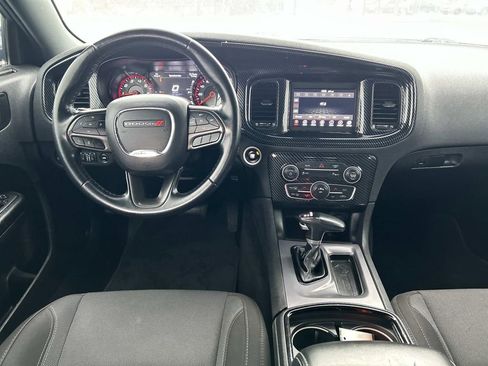 Used 2021 Dodge Charger SXT w/ Blacktop Package image 15