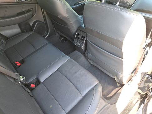 Used 2019 Subaru Outback 3.6R Limited w/ Popular Package #2 AWD/4WD image 11