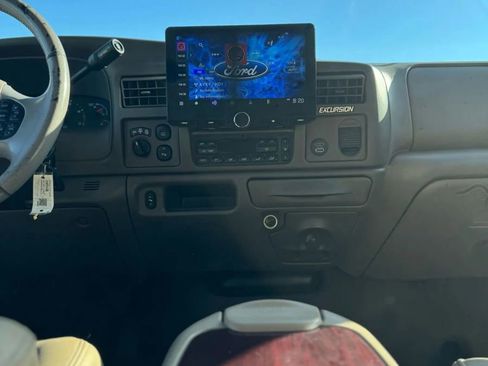 Used 2003 Ford Excursion Limited image 17