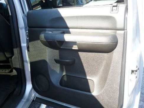 Used 2013 GMC Sierra 2500 SLE w/ SLE Preferred Package image 14