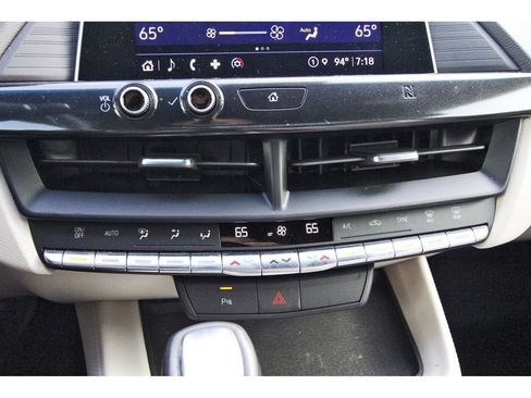Used 2021 Cadillac CT4 Premium Luxury RWD image 28