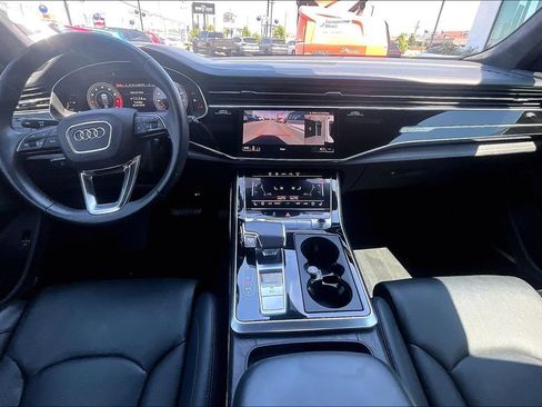 Used 2021 Audi Q8 Prestige w/ Prestige Package AWD/4WD image 18