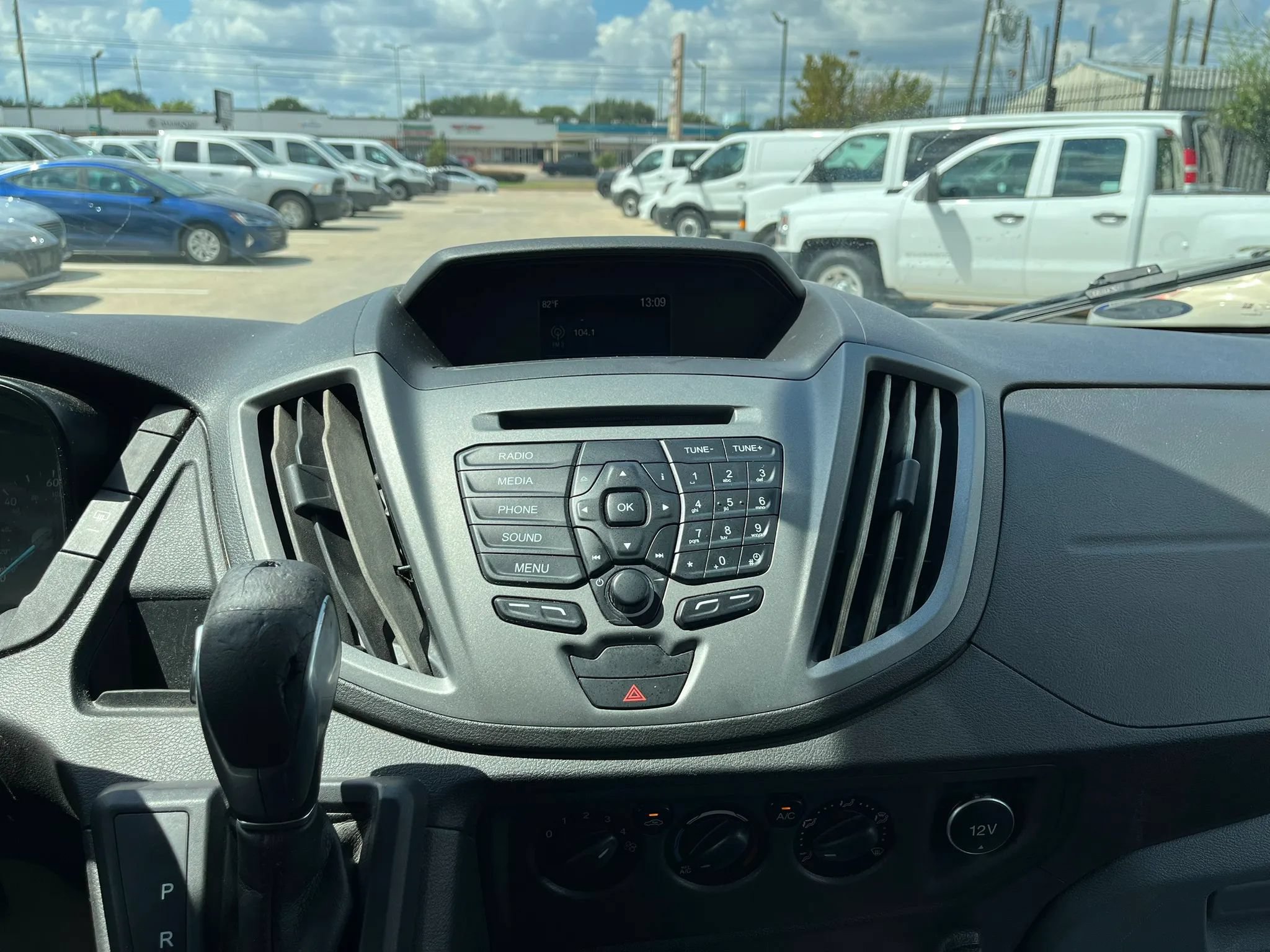 Used 2018 Ford Transit 350 XL RWD image 30